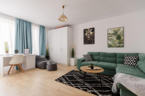 Cozy Retreat With Private Parking